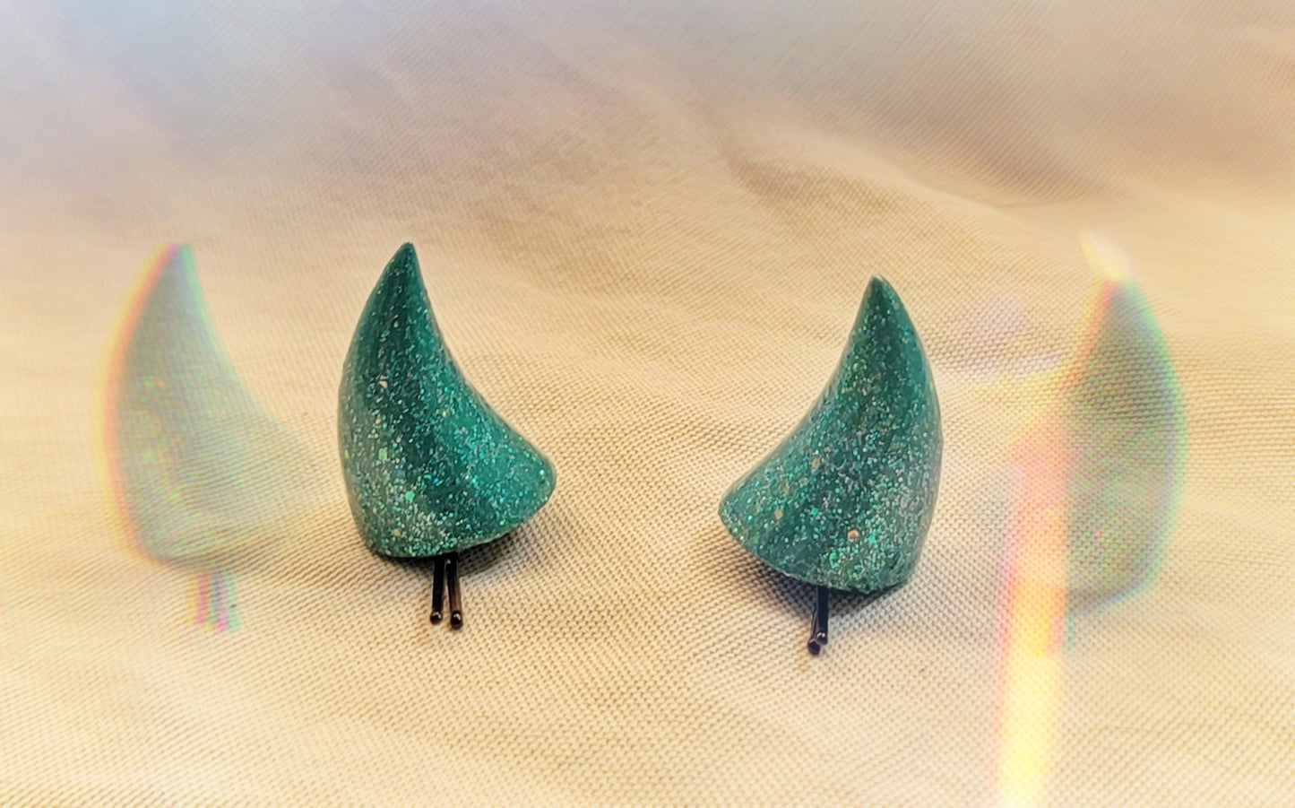 Glimmerhorns of the Windswept Veil