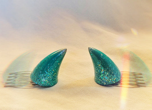 Glimmerhorns of Tidal Serenade