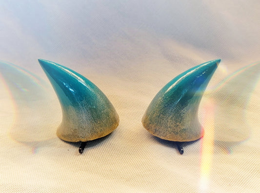 Glimmerhorns of the Golden Horizon