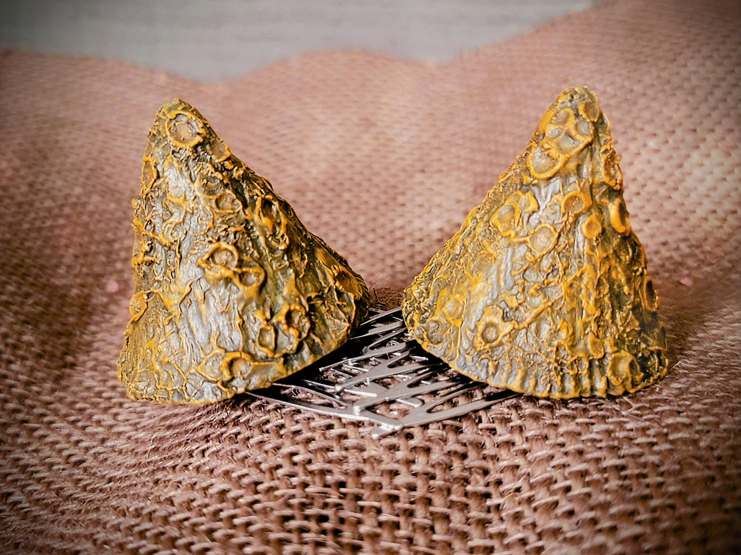 Lichencrest Horns